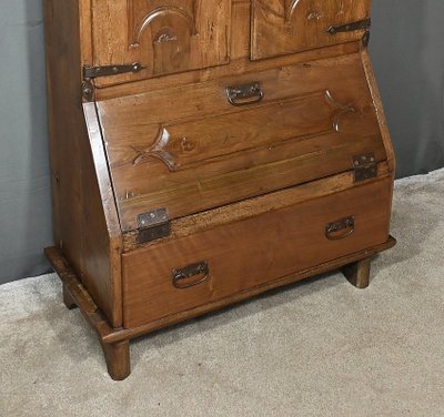 Walnut Storage Cabinet – 18th Century