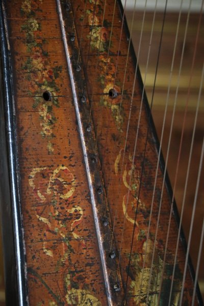 Louis XVI period gilded and carved wooden pedal harp