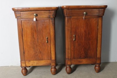 Antique pair of walnut bedside tables 1820 Milan. Carlo X. restored Size 49 x 34 h 80