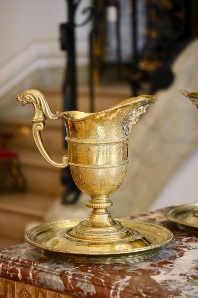 Pair of Polished Brass Ewers, Early 19th Century