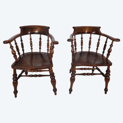 Pair of English Windsor Style Armchairs from the Victorian Era