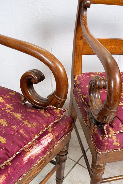 Pair of antique Italian armchairs from the early 19th century.