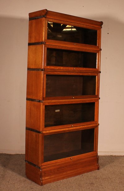 Globe Wernicke Bookcase In Golden Oak With 5 Elements