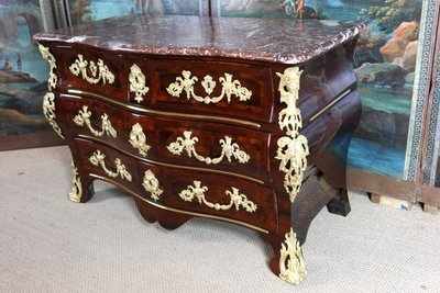 18th century Regency tomb chest of drawers