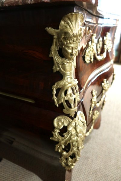 18th century Regency tomb chest of drawers