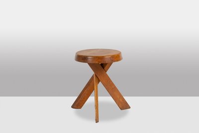 Pierre Chapo. Pair of elm stools model “S31A”. Circa 1970. LS62982009K