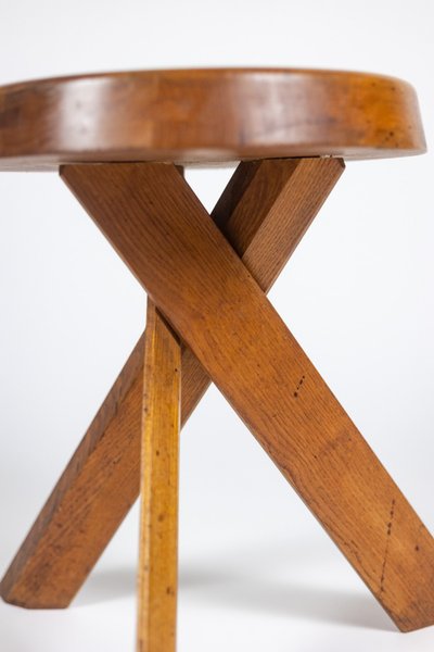 Pierre Chapo. Pair of elm stools model “S31A”. Circa 1970. LS62982009K