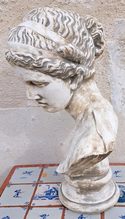 Neoclassical Cast Bust of a Goddess in Plaster, Early 20th Century