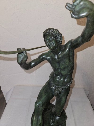 Bronze Sculpture of Bacchus Dancing and Playing the Flute - 19th Century -