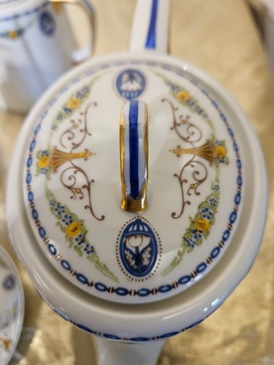 Service à Thé Ou à Café  En Porcelaine De Limoges  -  époque 20ème -