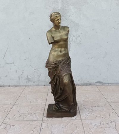 Venus de Milo Large 19th century bronze sculpture