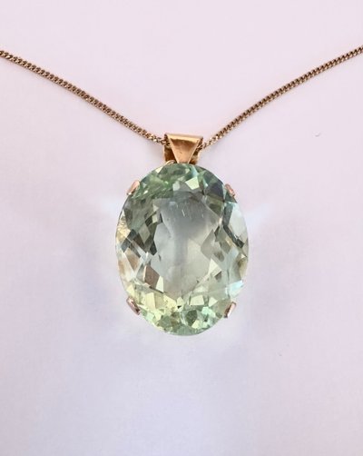 Pendant Adorned with a Large Heliodor Beryl, 18 Carat Yellow Gold Chain.