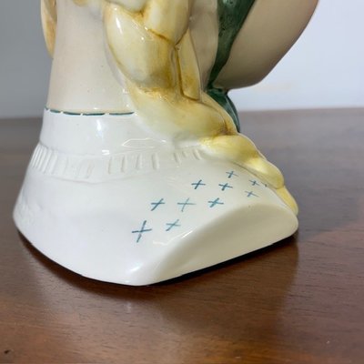 Girl with handkerchief Antonio Ronzan 40s Deco. Ceramic Mis h 24