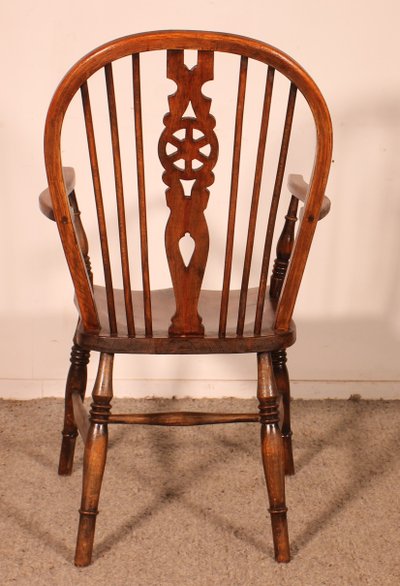 19th Century Chestnut Windsor Armchair