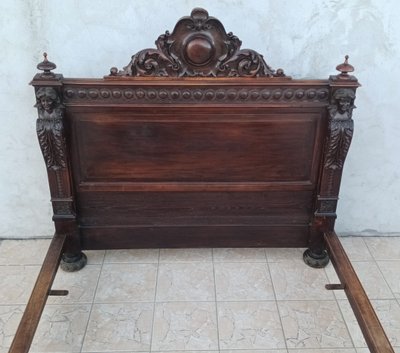 19th century Renaissance walnut bed