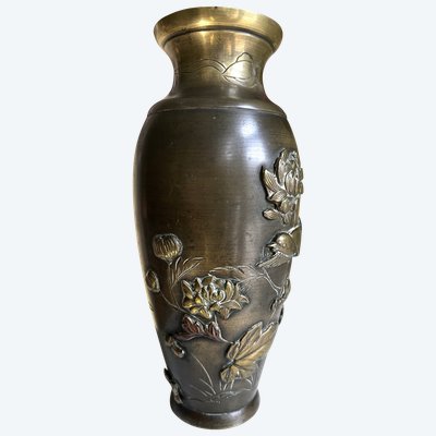 Japanese bronze vase 19th century