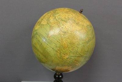 Globe Terrestre Par Vivien De Saint Martin Vers 1880