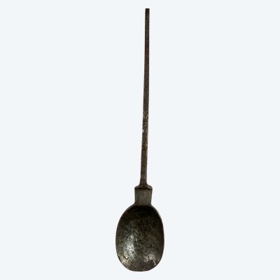 Large antique spoon in wrought iron - 41 cm - Engraved decoration