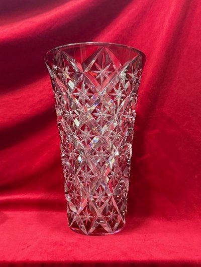 Imposing red-lined crystal vase from the SAINT LOUIS crystal works