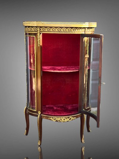 1/2 MOON GLASS CAGE DISPLAY CASE IN MARQUETRY AND BRONZE FROM THE NAPOLEON III PERIOD