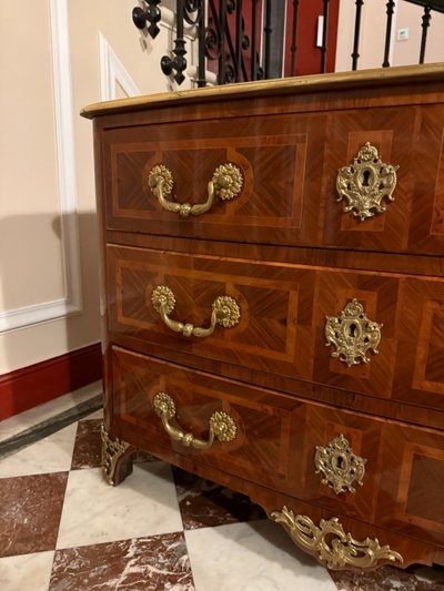 LOUIS XIV CHEST OF DRAWERS