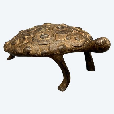 STATUETTE figurant une TORTUE - Culture Ashanti, Mali - Première moitié du XXème siècle