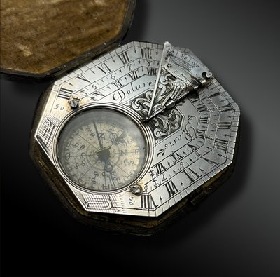 EQUINOXIAL PORTATIVE SOLAR DIAL - Jean-Baptiste DELURE (active in Paris from 1695 to 1736)