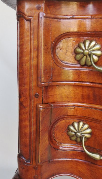 Sauteuse chest of drawers, 18th century Provence.  