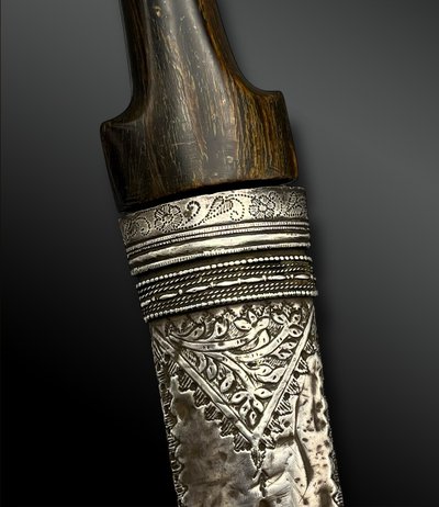 Dagger called Kandjar - Persia - XIXth century