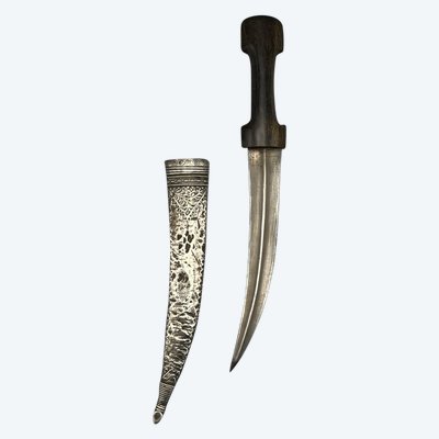 Dagger called Kandjar - Persia - XIXth century