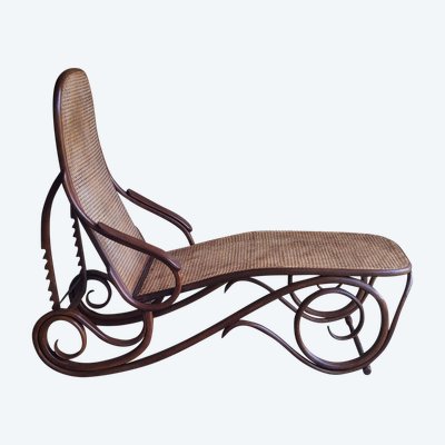 Rattan chaise longue by Michael Thonet 1900's