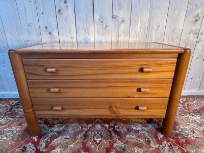 “Chauvin workshops” elm chest of drawers