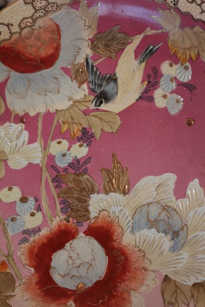 Assiette En Faïence De Satsuma à Décor De Fleurs Et d'Oiseau, Japon, époque Meiji, Fin 19ème Siècle