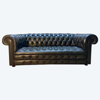 Englisches Chesterfield -Sofa in grünem Leder