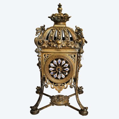 Pendule a poser en bronze style louis XIV mouvement estampillé (Chles Mt )