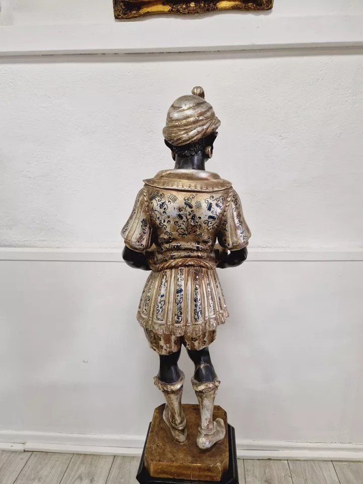 Venezianische Statue aus polychromiertem Holz, 19. Jh.