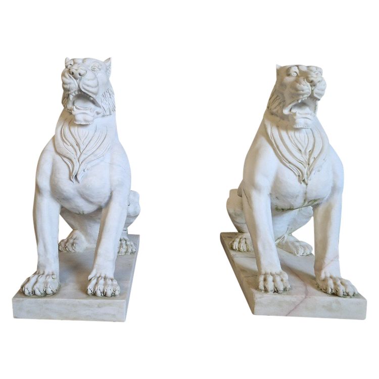 Paire De Statues De Lion En Marbre Antiques **très Lourdes**