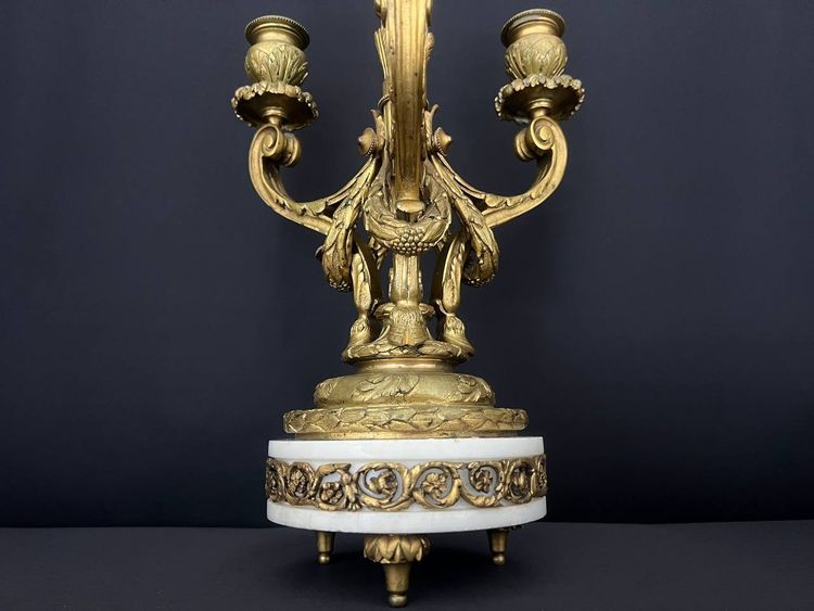 Candelabro in bronzo dorato, periodo Napoleone III, stile Luigi XVI.