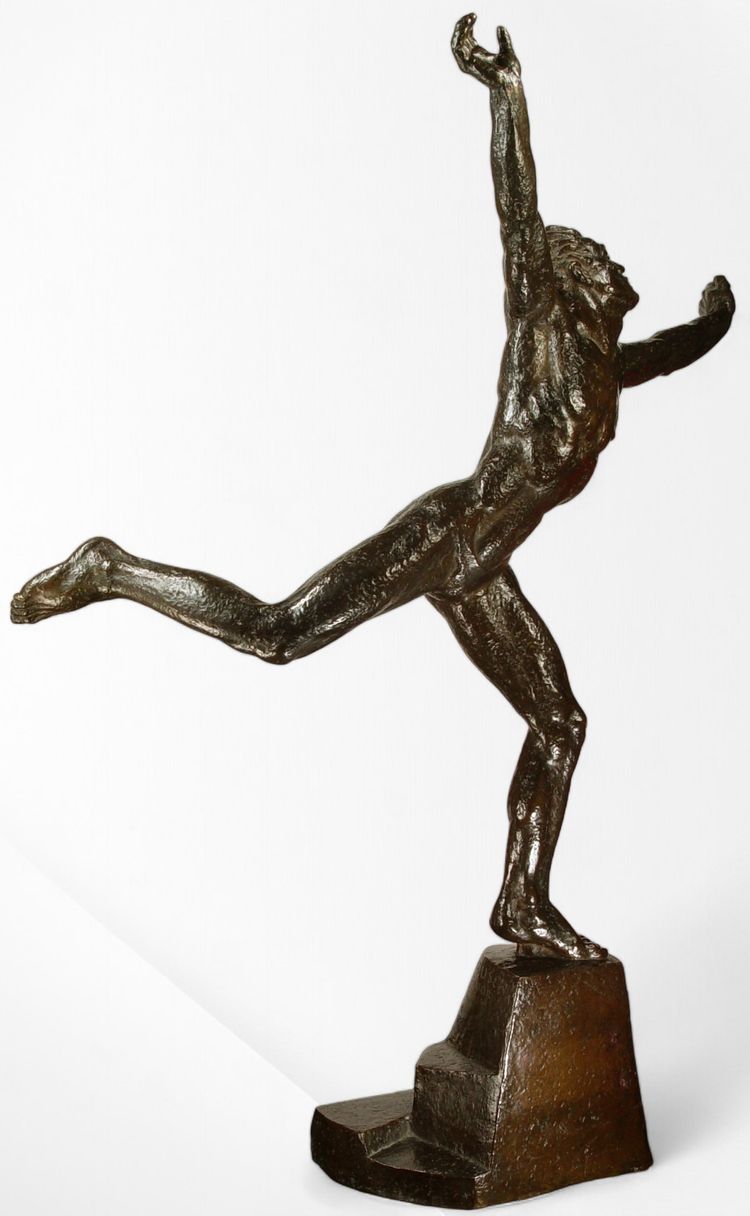 Scultura in bronzo dell'atleta Sokol di Jan Vítězslav Dušek