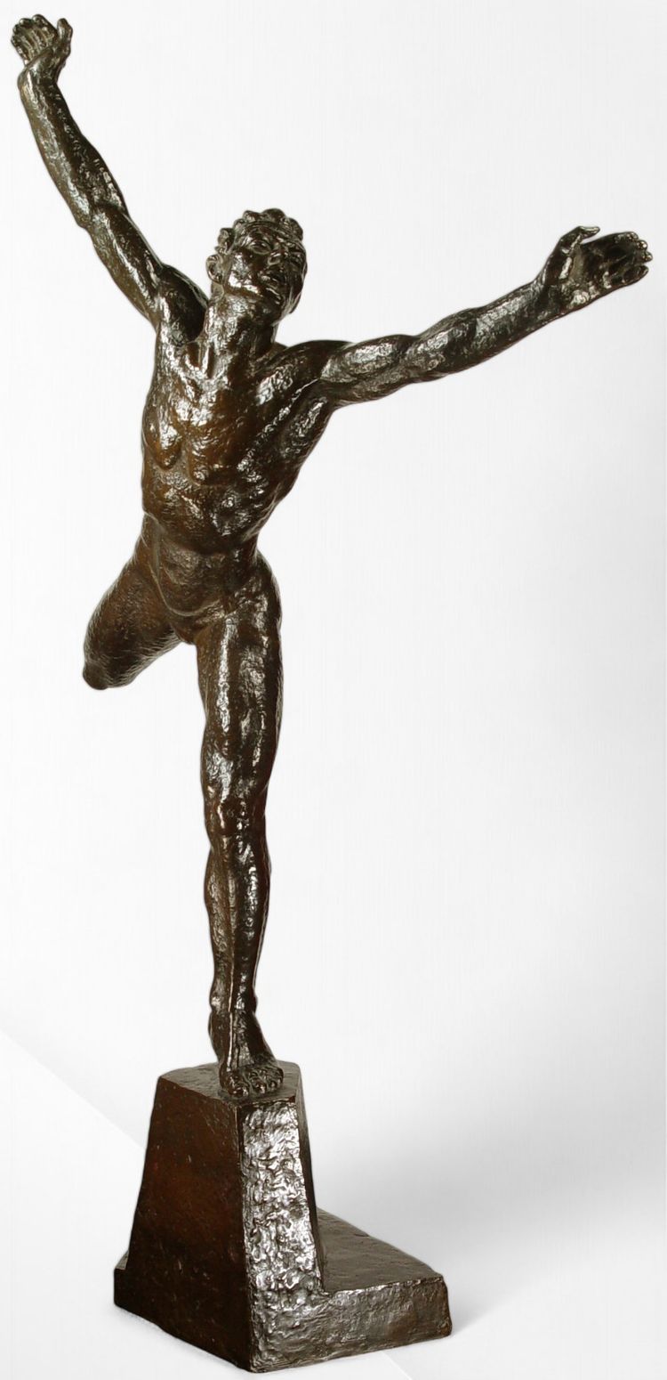 Sokol Athlete sculpture en bronze de Jan Vítězslav Dušek