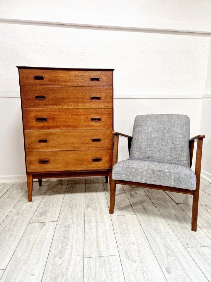 Mid-Century Austinsuite Teak Kommode