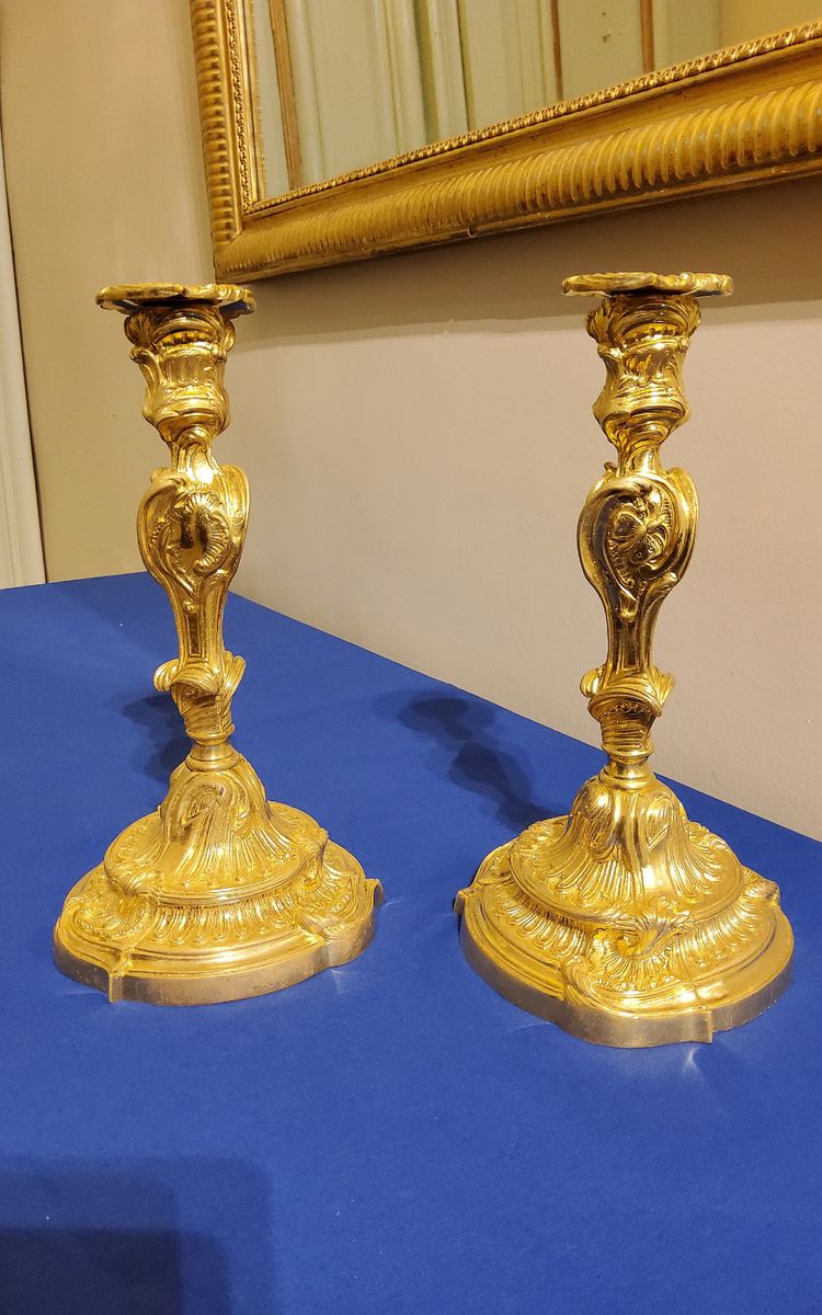 Pair of Flambeaux in gilded chiselled bronzes Rocaille d'aprés Meissonnier 19th century