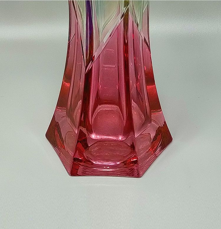 Vase vert et rose en cristal de Nery, fabriqué à la main, datant des années 1970. Fabriqué en Italie