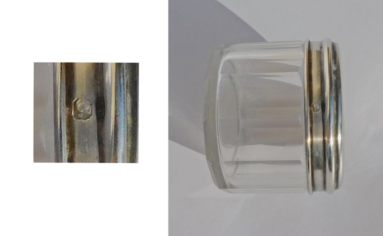 Nécessaire De Toilette Flacon Parfum et un à Poudre en Cristal Et Argent XIXe