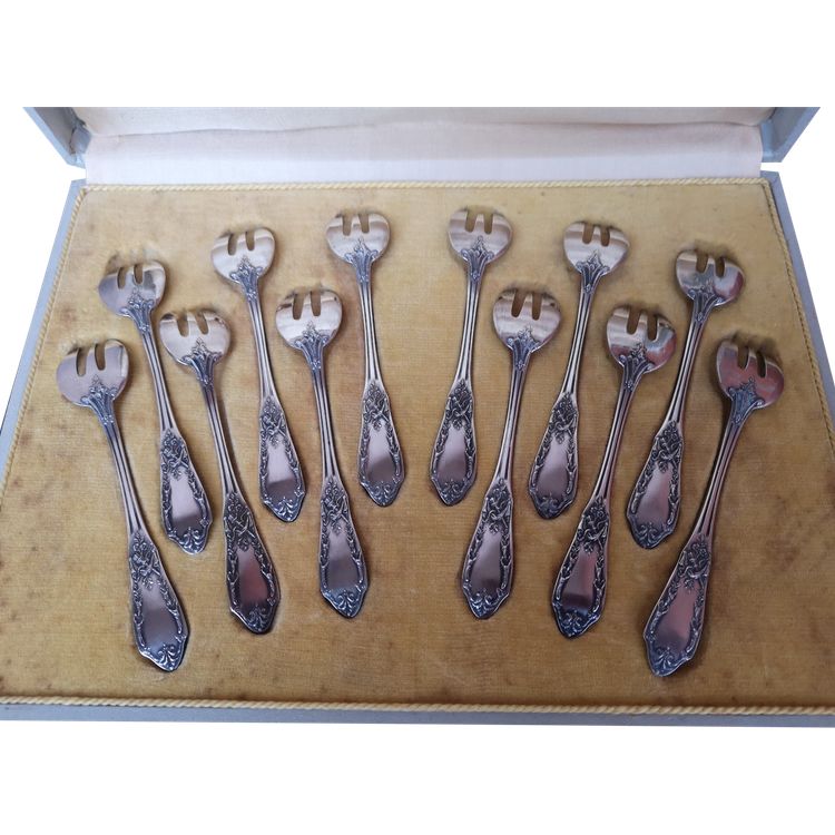 12 silver-plated empire-style oyster forks