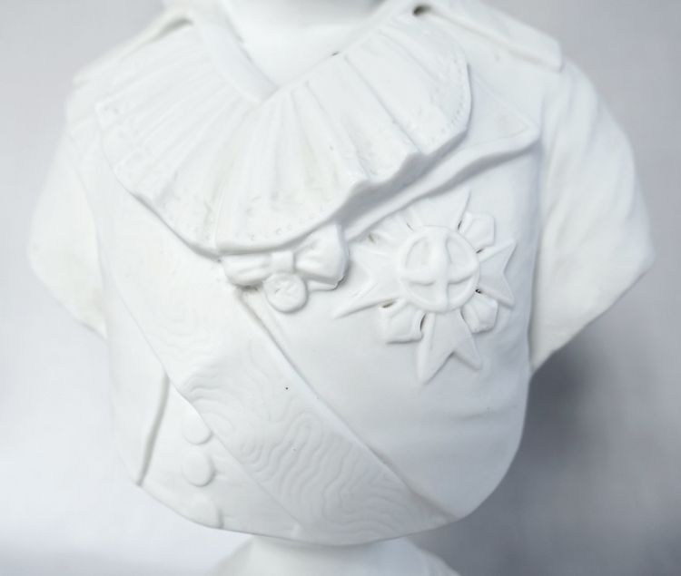 The Dauphin Louis XVII, royalist bust in porcelain biscuit - 32cm