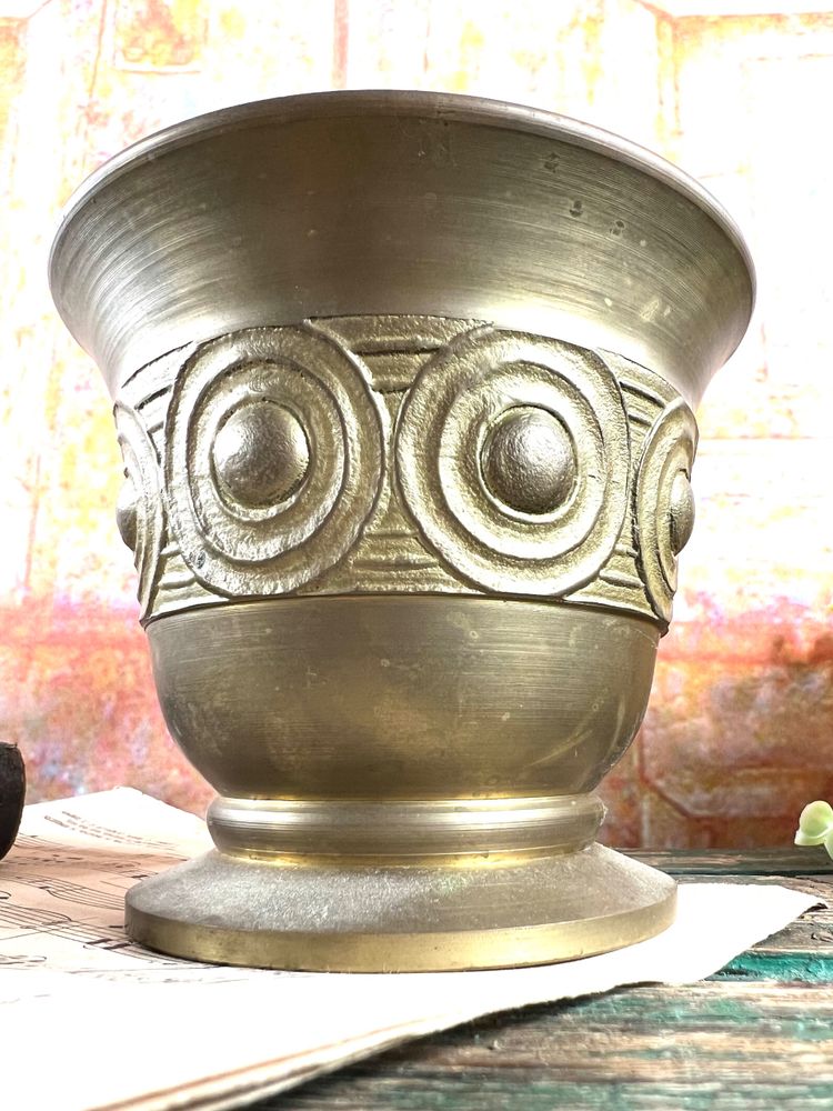 Bronze mortar with pestle – 19th century – Sculpted decoration