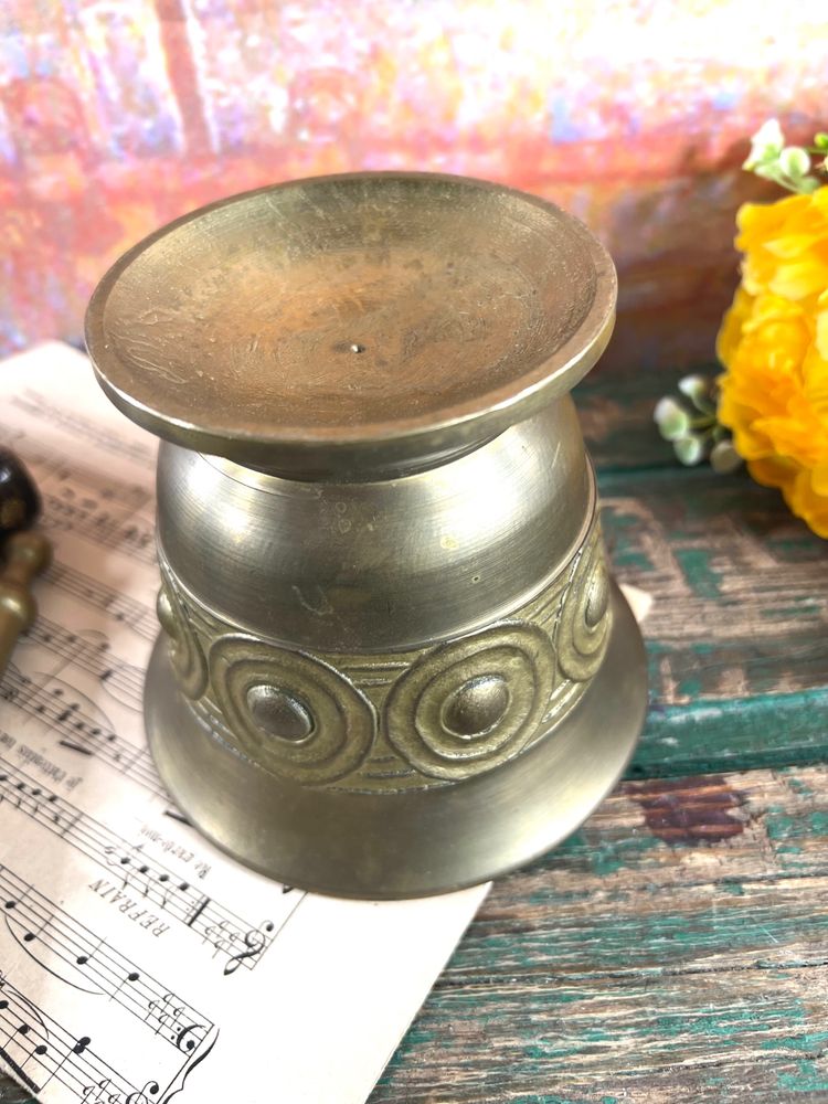 Bronze mortar with pestle – 19th century – Sculpted decoration