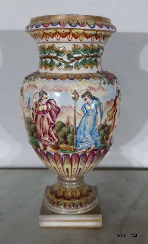  Pair of Vases of Capodimonte - End of XIXth century