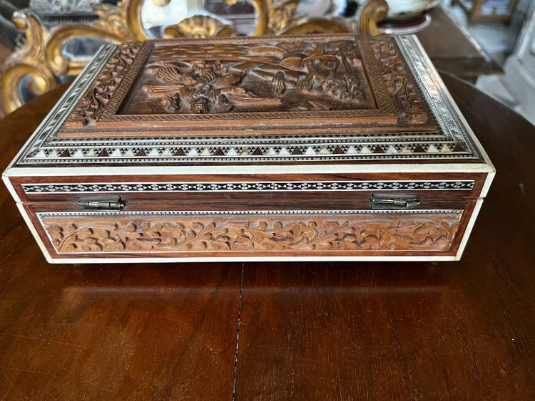 Anglo-Indian carved sandalwood box, 19th century.